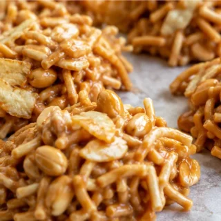 No-Bake Butterscotch Haystacks: Crispy & Irresistible!