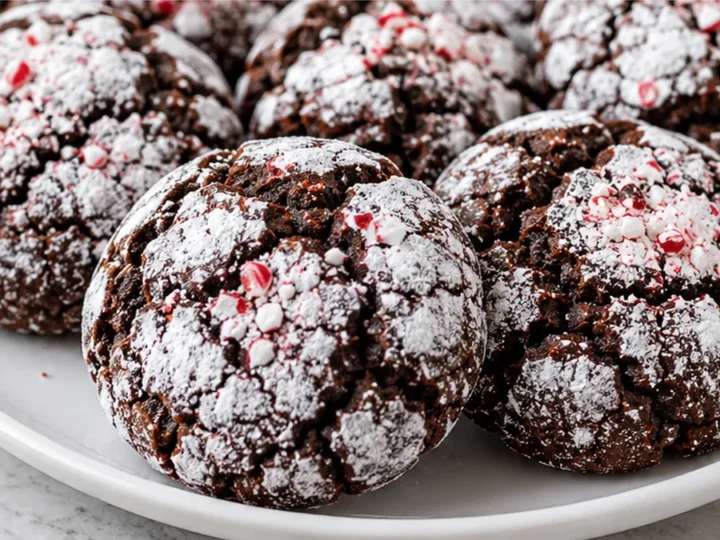 Chocolate Peppermint Crinkle Cookies