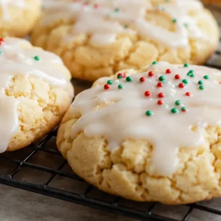 Italian Christmas Cookies: Almond Magic!