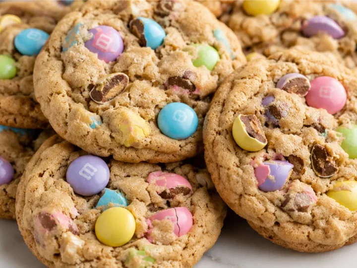 Easter Monster Cookies: Chewy, Gooey & Festive!
