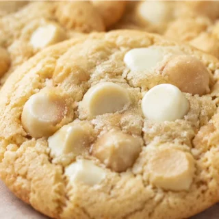 " White Chocolate Macadamia Nut Cookies" - macadamia cookies