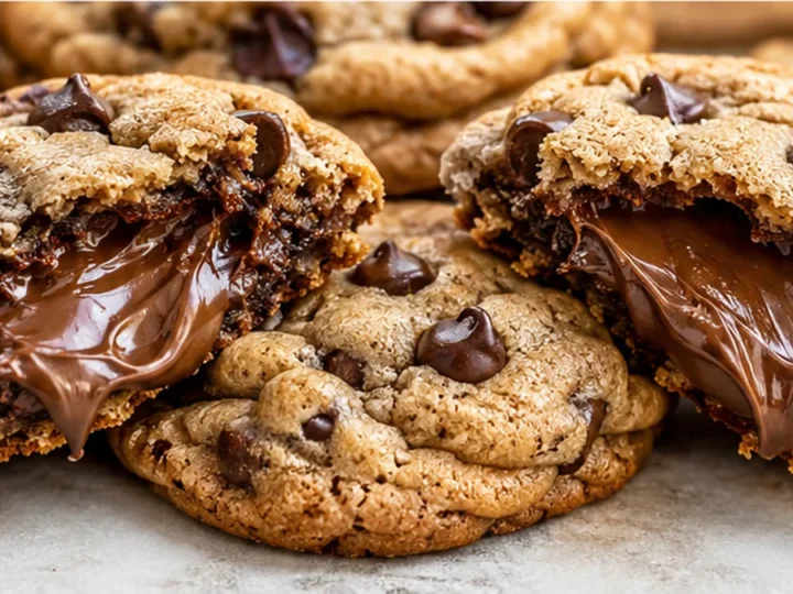 ooey-gooey Nutella Stuffed Cookies!