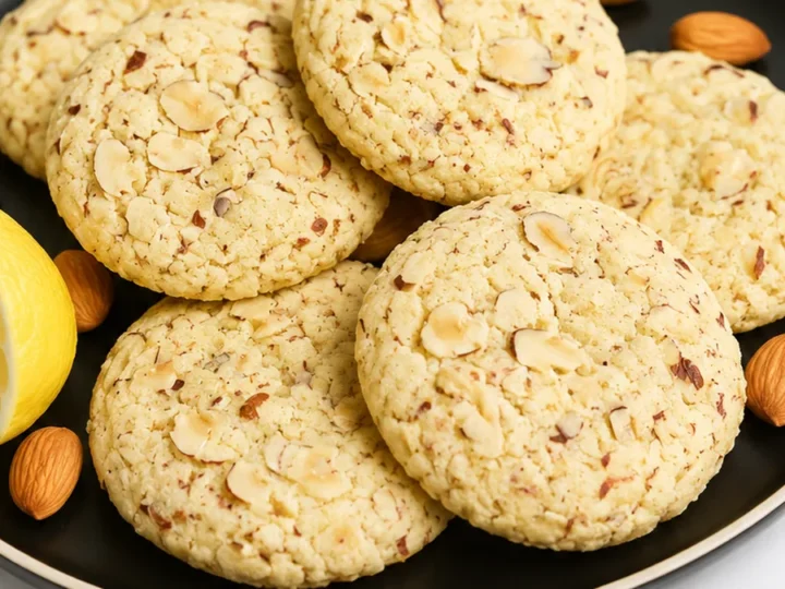 Lemon Almond Cookies