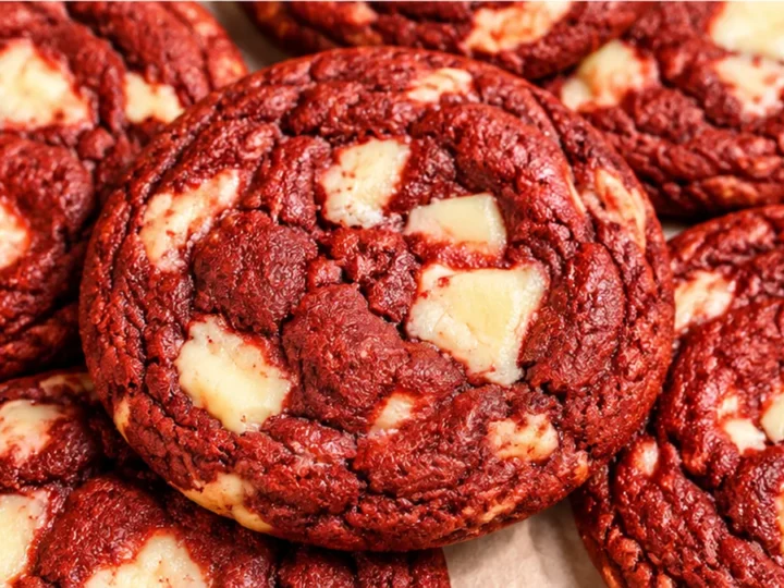 Dreamy Red Velvet Cookies